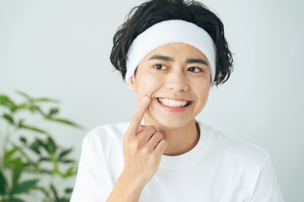 ホワイトニングをした男性