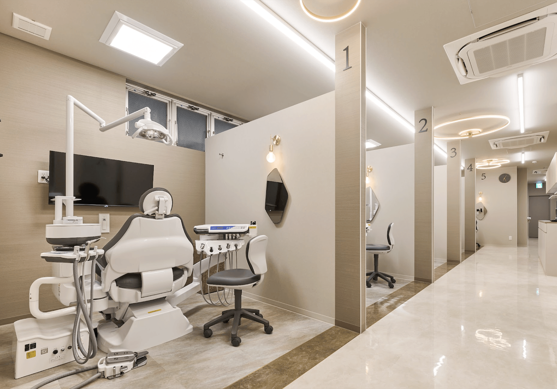 自由が丘の歯医者 自由が丘駅前歯医者 矯正歯科｜土日診療