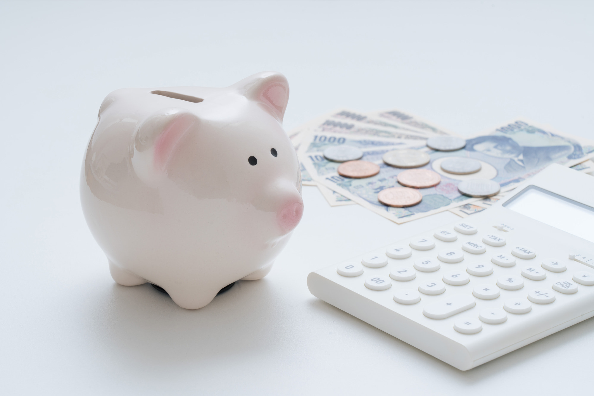 自費の入れ歯の費用のイメージ