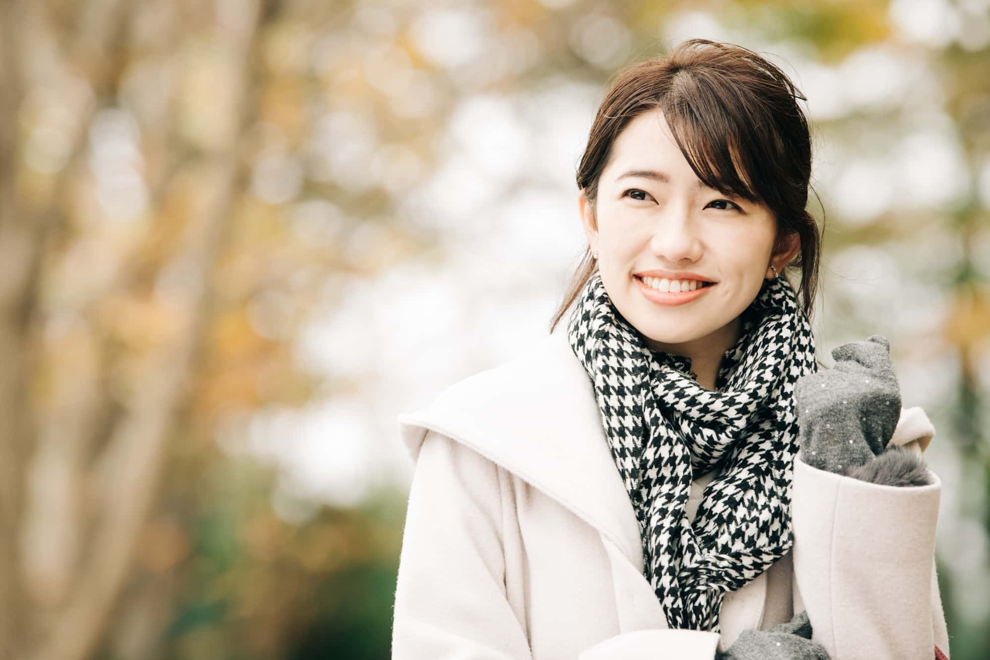 インビザラインで美しい歯並びになった女性